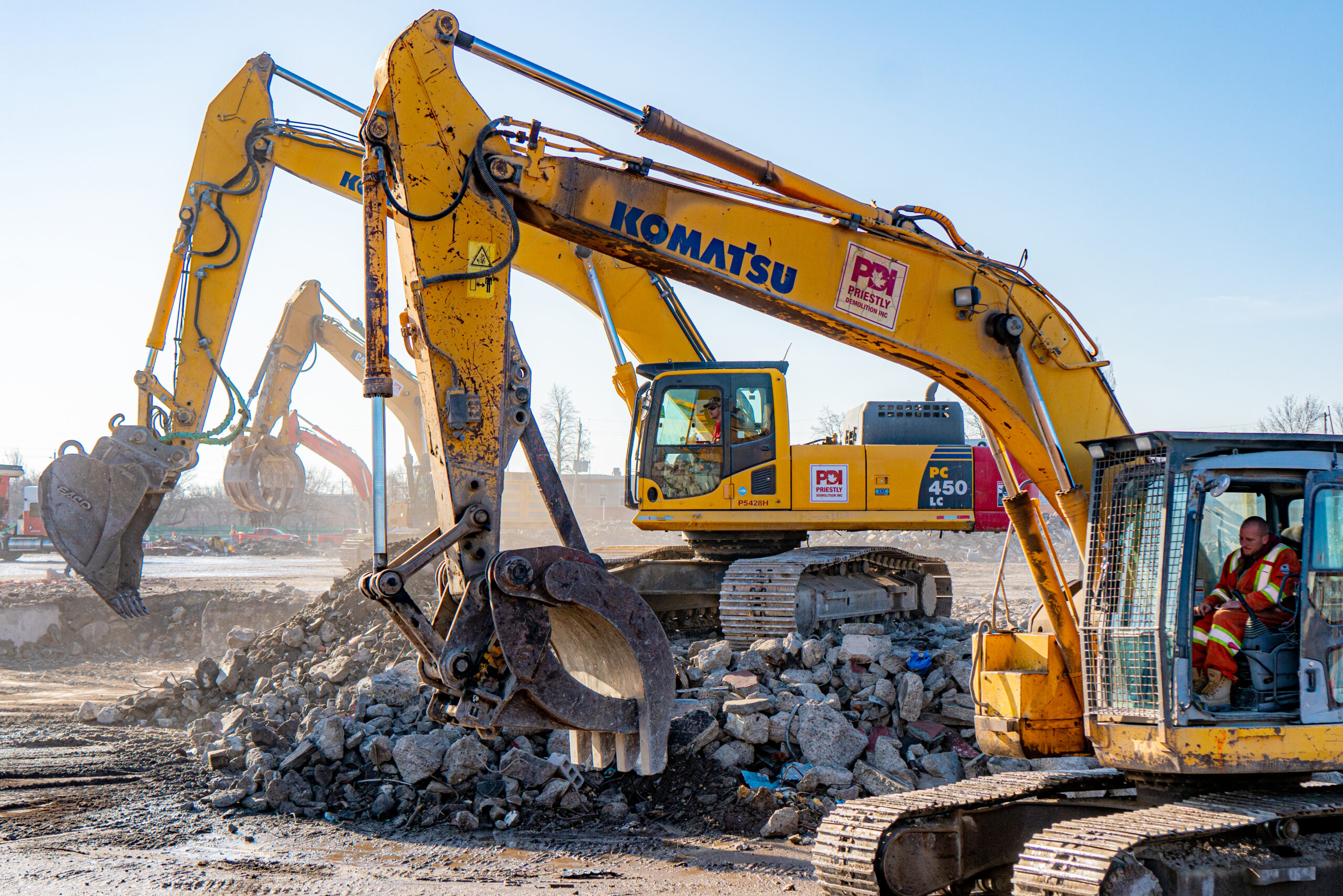 Komatus excavators working on an industrial demolition project